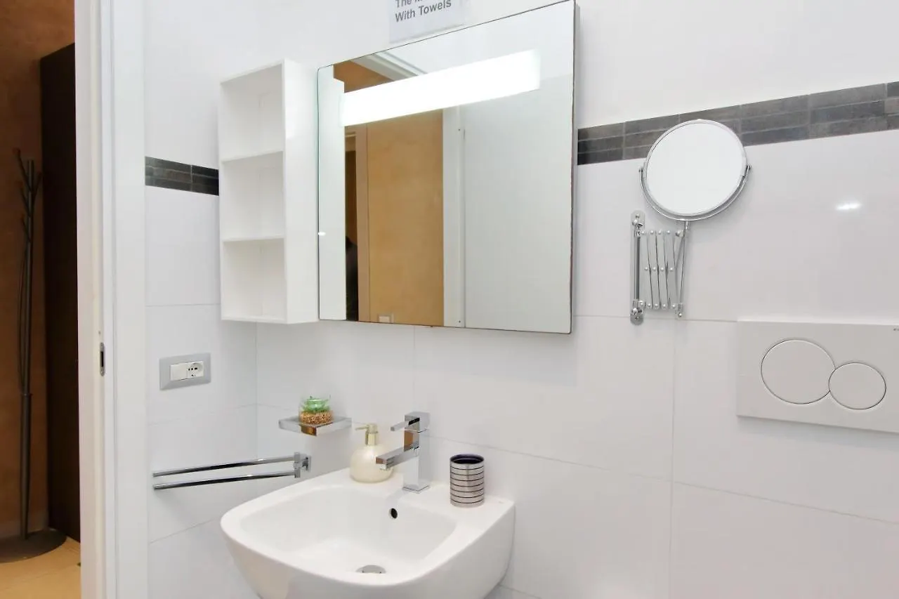 Domus Gallo Rom 2*,